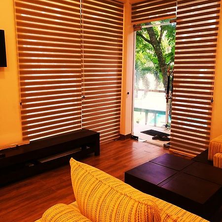 Вилла Oak Residencies Кирибатгода Экстерьер фото